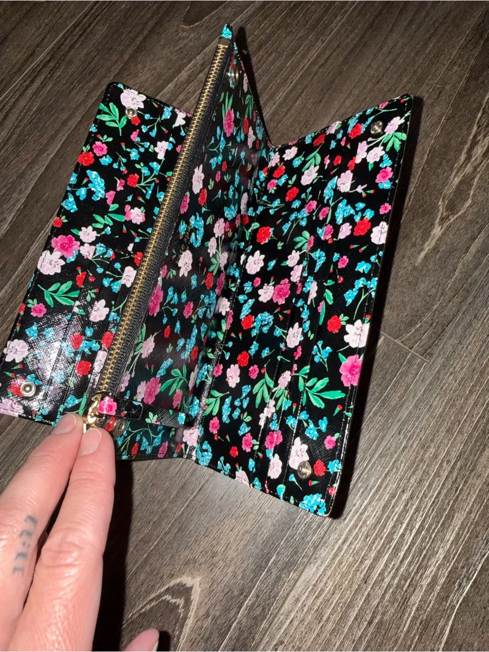 kate spade floral Wallet